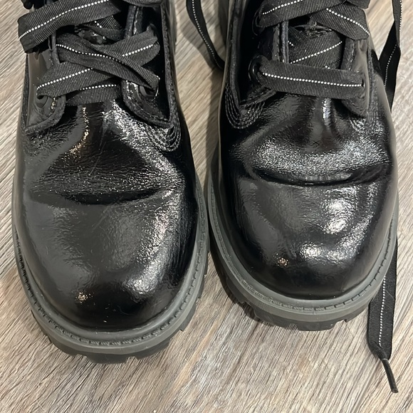 EEUC Timberland Black Patent Waterproof Boots - Picture 11 of 11
